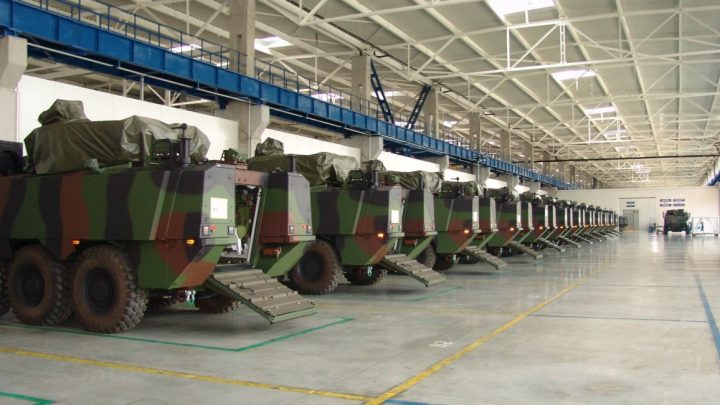 «Хоче миру, готується до війни»